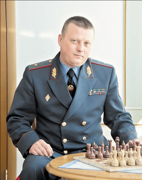 Сергей Хоменко. Какие партии останутся в живых после этой шахматной партии? Фото из открытых источников Сергей Хоменко. Какие партии останутся в живых после этой шахматной партии? Фото из открытых источников
