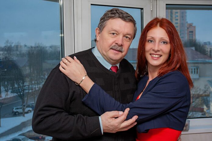 Сергей Калякин с дочкой Екатериной. Фото из соцсетей политика.