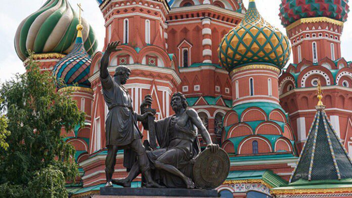 русский