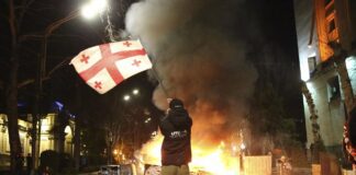 Предупреждение о возможных беспорядках в Грузии
