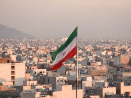 Спор о возможной взятке: Иран обвиняют в предоставлении 6 миллиардов долларов для разморозки активов