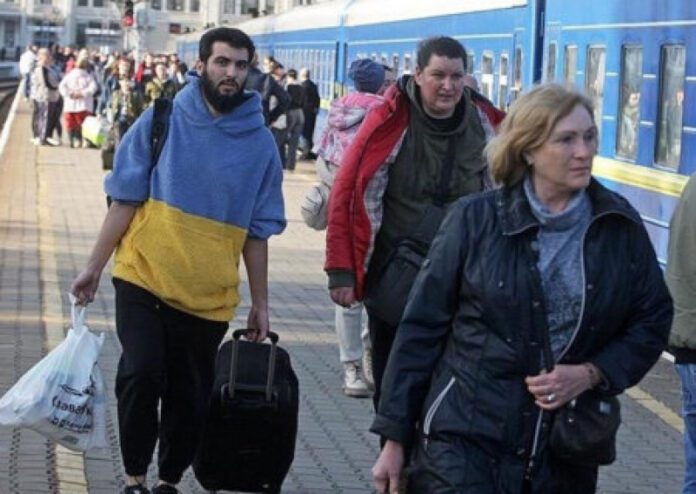 Скандал в Ирландии: Беженцам с Украины приходят фиктивные письма о призыве в ВСУ