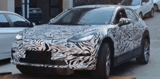 Илон Маск упорно ведет Tesla к революции в автопроме: Руль и педали станут прошлым