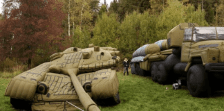 Украина применяет макеты танков и РСЗО для ввода в заблуждение дронов и авиацию РФ