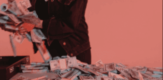 Российские миллиардеры вернули $50 млрд активов из Европы