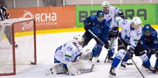 Лидерство в чемпионате Беларуси по хоккею перешло к команде "Локомотив"