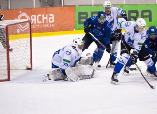 Лидерство в чемпионате Беларуси по хоккею перешло к команде "Локомотив"