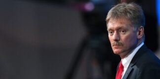 Кремль: Возвращение уехавших россиян зависит от экономической ситуации, но "врагам страны" будет сложно найти место