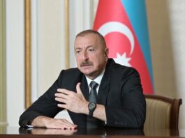 Алиев: Операция Баку в Карабахе завершится после сдачи оружия ВС Армении