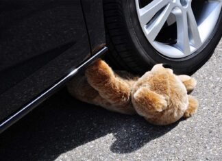 Шестилетний ребенок попал под колеса Mercedes в Бобруйске