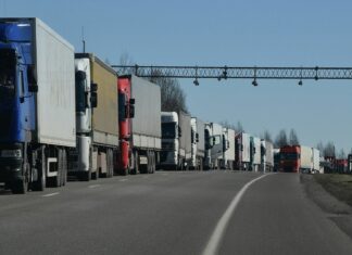 Очереди на польско-белорусской границе: ожидается въезд почти 200 легковых автомобилей