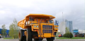 БЕЛАЗ представил новый 180-тонный самосвал