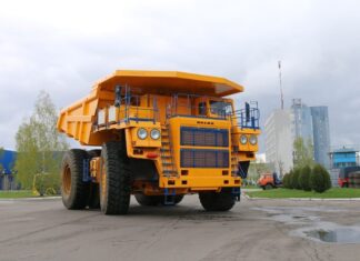 БЕЛАЗ представил новый 180-тонный самосвал