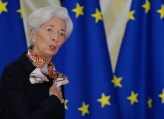 Глава ЕЦБ Кристин Лагард изъяла телефоны у членов совета управляющих для прекращения утечек информации