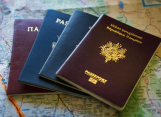 Обязанность уведомления о наличии второго гражданства и ВНЖ в Беларуси: как подать сведения