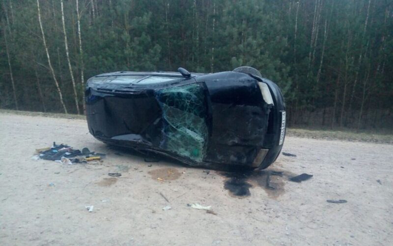 В Пуховичском районе трагическое ДТП: автомобиль перевернулся, водитель погиб