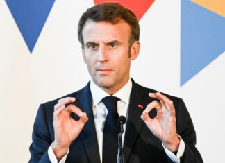 Франция рассматривает возможность увеличения туристического налога в отелях на 200%