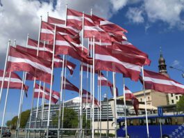 Более 3 000 россиян в Латвии под угрозой высылки: Причины и реакция Кремля