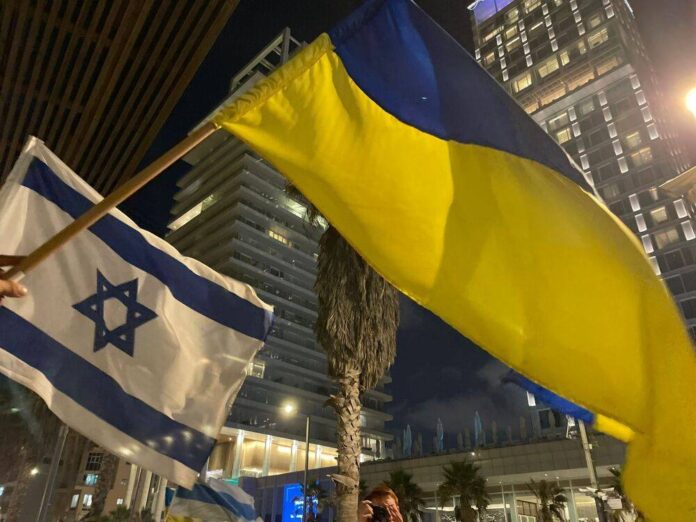 Американский сенатор призвал перераспределить финансирование из Украины в пользу Израиля
