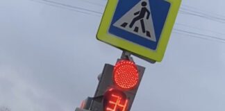 В Могилеве нетрезвый водитель повредил светофор и дорожный знак