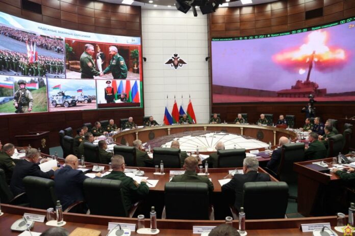 Беларусь и Россия планируют расширить военное сотрудничество