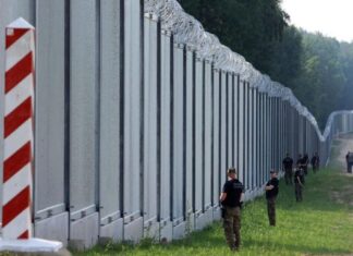 Польский референдум: Забор на границе с Беларусью под угрозой