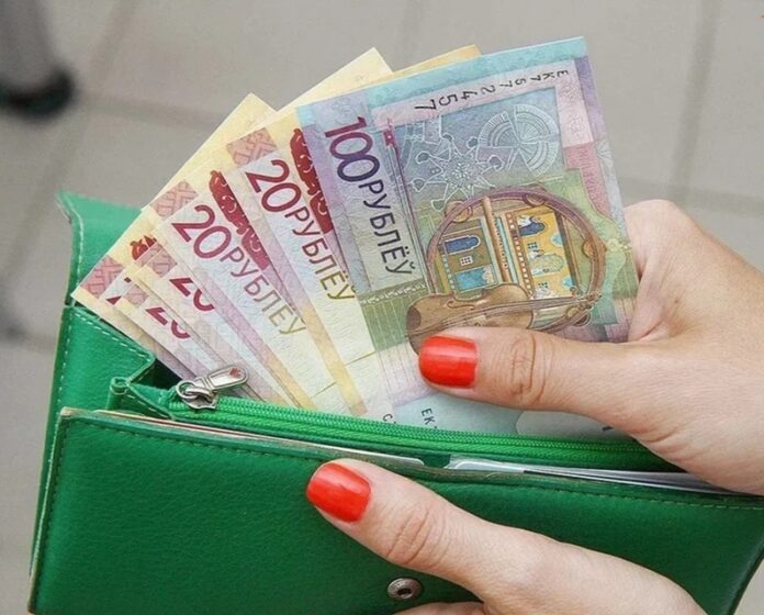 Увеличение минимальной зарплаты на 13%: Беларусь принимает меры в поддержку низкооплачиваемых работников