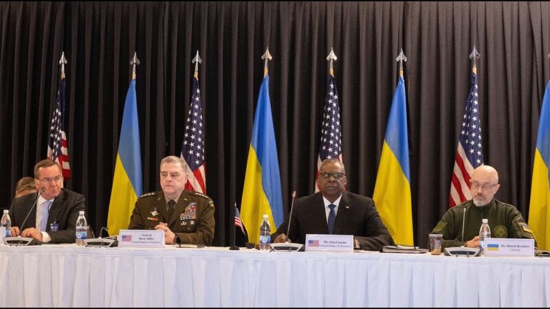 Министры обороны НАТО завершили инспекцию в Украине и обсудили дальнейшие шаги Министры обороны НАТО завершили инспекцию в Украине и обсудили дальнейшие шаги