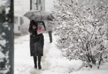 В Беларуси объявлен оранжевый уровень опасности.